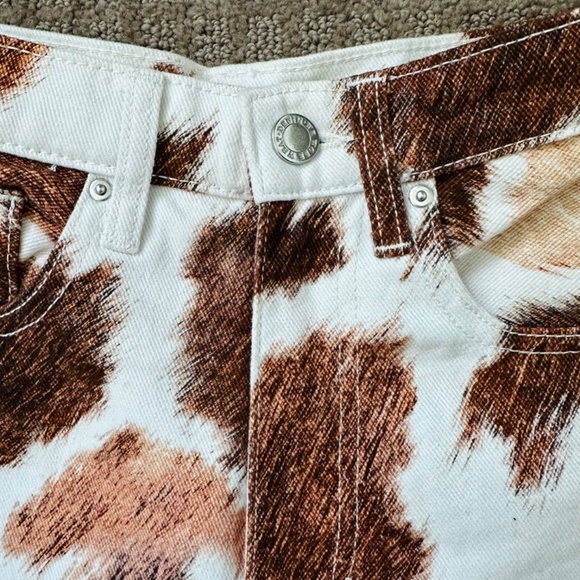 WeWoreWhat Cowhide Print Jeans, Size 25, Worn Once - Picture 6 of 9